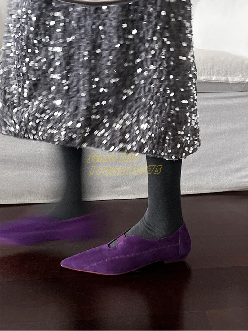 Pointed Toe Flat - Fioletowe zamszowe czółenka z ostrym noskiem,