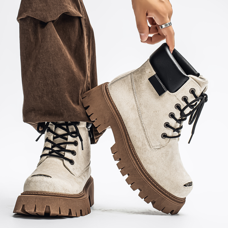 Klasyczne wysokie buty outdoor – Suede Ankle Boot recenzja i cena