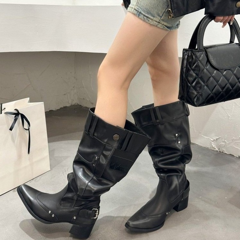 Damskie botki na wiosnę i lato – Suede Ankle Boot recenzja i cena