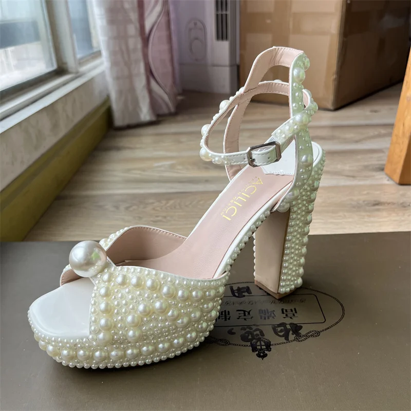 Luksusowe markowe buty damskie – Women Shoes Brand recenzja i cena