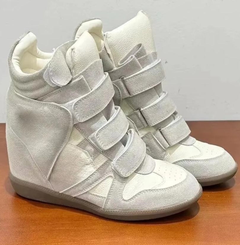 Damskie sneakersy na ukrytym k – Suede Ankle Boot recenzja i cena